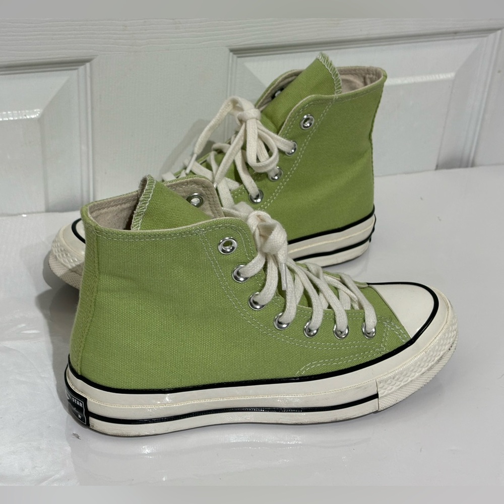 Converse Chuck Taylor High Top Sneakers - Picture 3 of 7